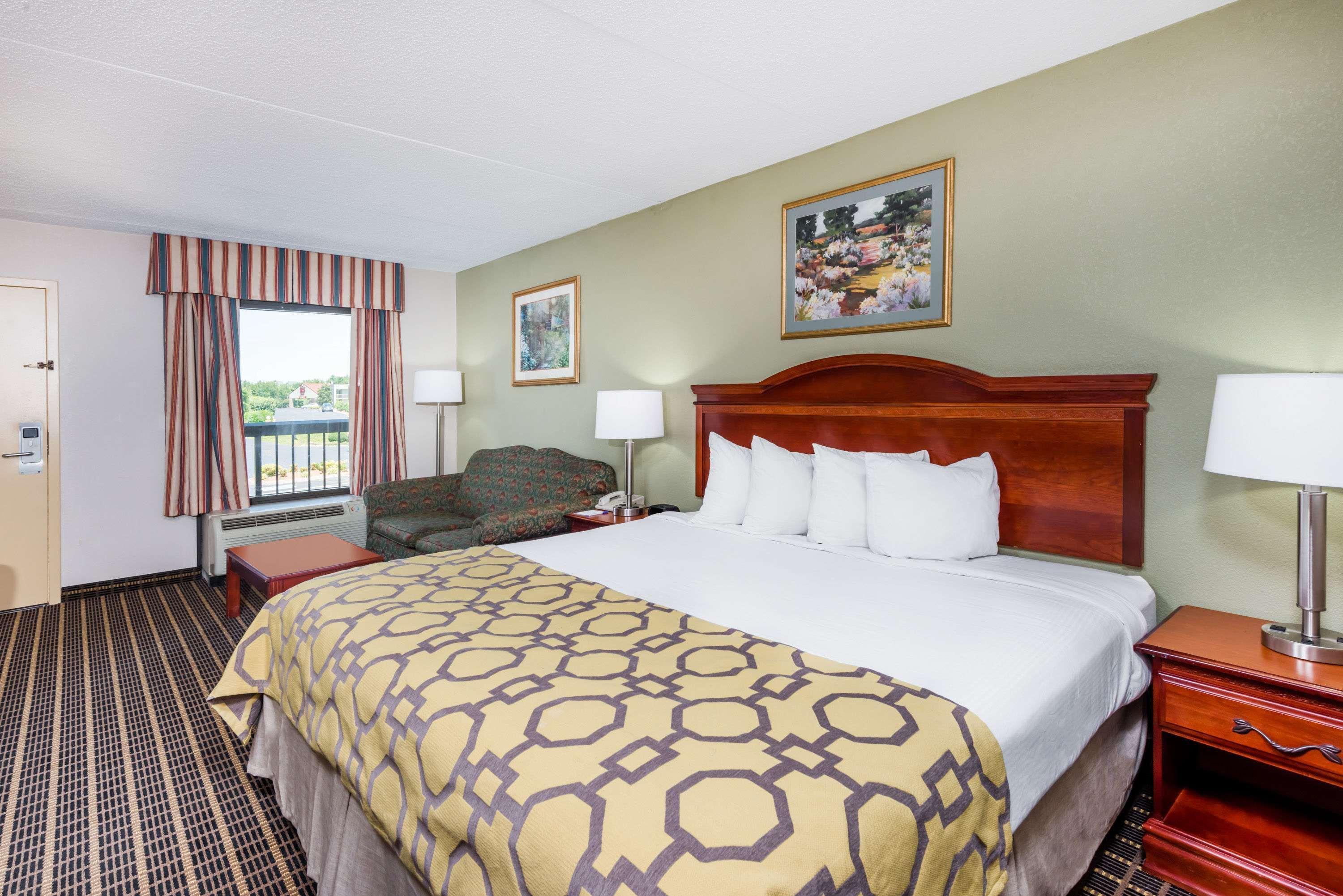 Baymont By Wyndham Clarksville Northeast מראה חיצוני תמונה