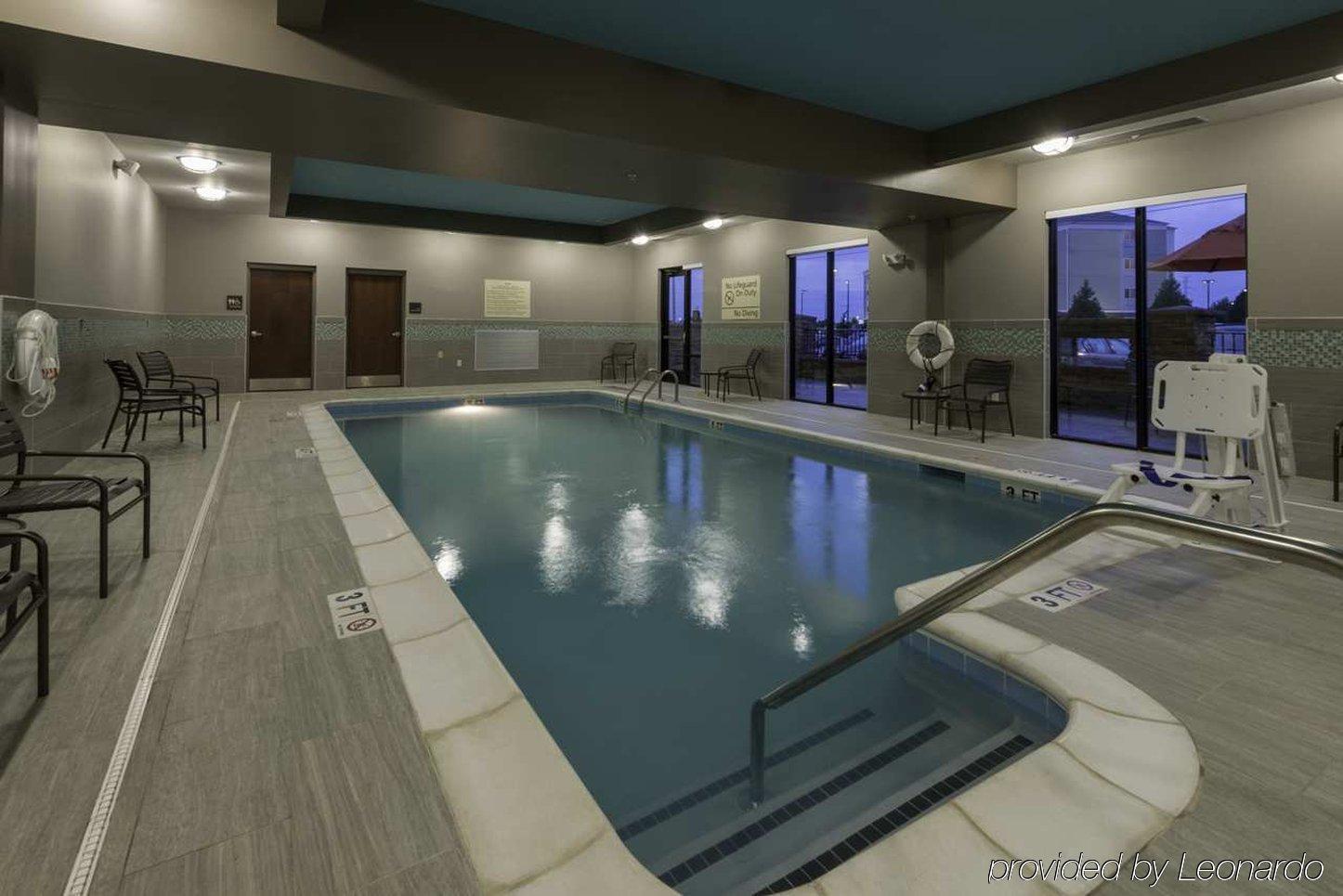 Baymont By Wyndham Clarksville Northeast מראה חיצוני תמונה
